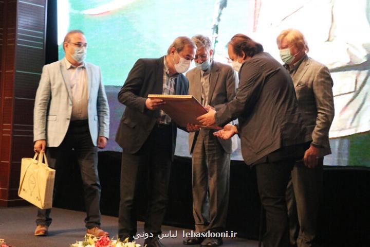 اهدای نخستین لوح ویژه فر فرهنگستان هنر به مجید مجیدی