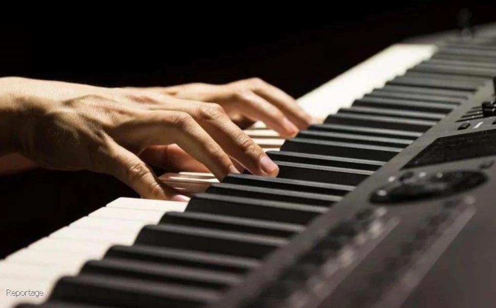 بررسی و معرفی اجمالی پیانو آکوستیک