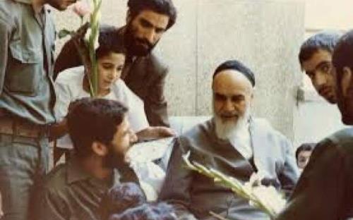 بازتکوین هویت اسلامی-ایرانی در دوران دفاع مقدس