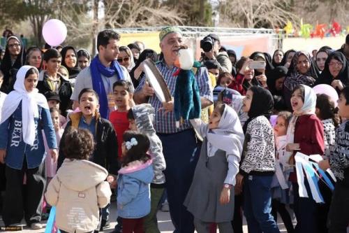 نمایش های جشنواره ملی تئاتر کودک در یزد برای عموم رایگان شد
