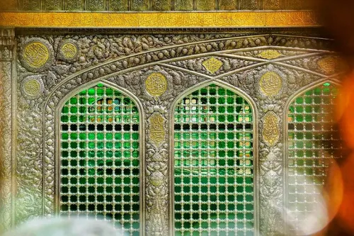 چه طور مفاهیم شیعی در طراحی ضریح امام رضا(ع) دیده می شود؟