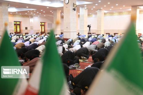 بنیاد شهید در برنامه 1400 توجه ویژه ای به نماز و جوانان دارد